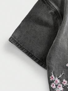 ROMWE MEN Street Life Men's Casual Floral Embroidered Denim Shirt, Summer - Light Grey - View 5