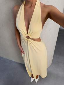 SHEIN Glamour Seductive Pale Yellow Summer Vacation Holiday Maxi Dress,Deep V-Neck Halter Cut Out Knit Wrap Dress,Metal Ring Ruched Resort Wear Elegant Party Dress - Pale Yellow - View 5