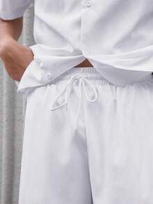 Open Phase 2 pezzi Set estivo da uomo, camicia in lino cubano leggera e traspirante con pantaloncini con coulisse, stile casual da gentiluomo vintage, adatto per spiaggia, matrimonio, festa, vacanza, regalo per la festa del papà per marito, papà, fidanzato, comodo e versatile, stile americano vintage, unisex, vestibilità rilassata per l'estate, adatto per uso quotidiano e outfit estivi. - Bianco - Visualizzare 6
