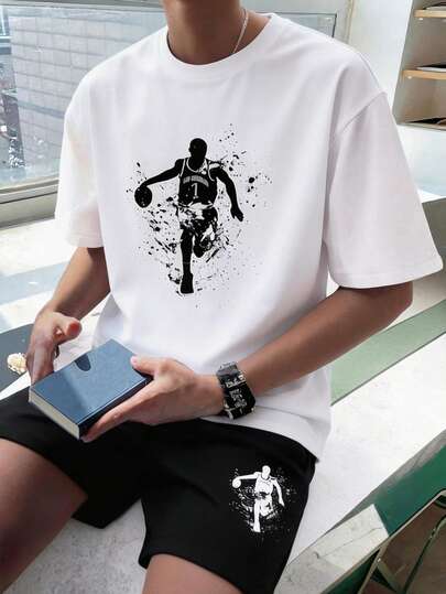 SHEIN Conjunto de 2 piezas para adolescentes varones, con top de manga corta con estampado de fútbol y letras, y pantalones. Estilo deportivo y casual, adecuado para primavera/verano, uso diario, deportes, salidas, escuela, fiestas, festivales, sesiones de fotos. Camiseta blanca con gráfico, camisetas cortas con gráficos para niños