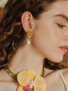 Opalesca 18K Gold Plated Twig Love Pearl Earrings,Premium/Elegant/Classy/Dailywear/Minimalist,Pearl/Crystal,For Mom/Women/Girl/Mother,Summer/Beach/Prom/Party/Holiday/Vacation,Engagement/Wedding/Promise,Bride,Heart/Floral,Fairycore/Mermaid Core - Gold - View 5