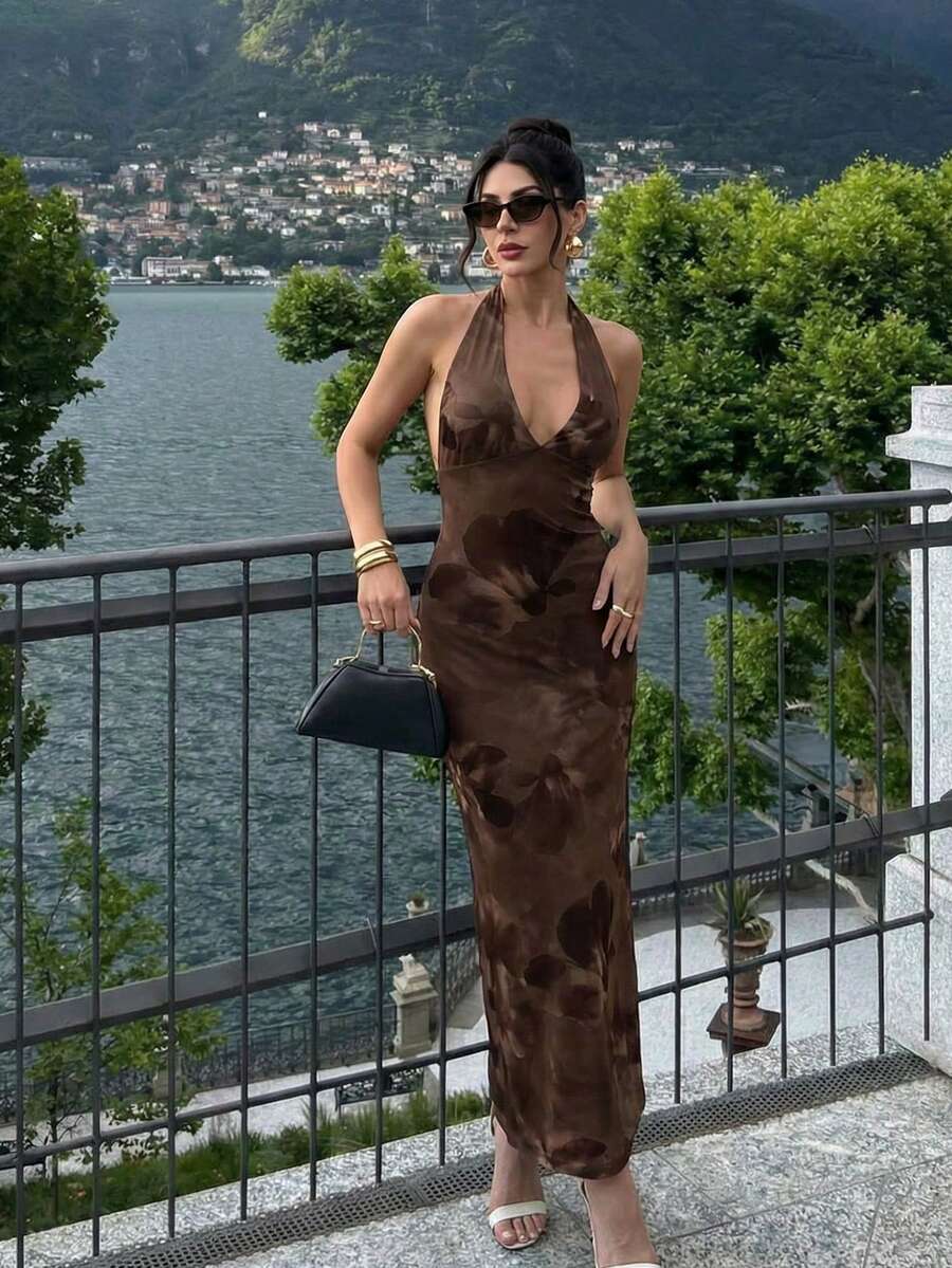 Firerie 新款优雅浪漫棕色V领扎染印花修身连衣裙，棕色连衣裙，夏季连衣裙，沙滩度假装 - 棕色 - 查看 1