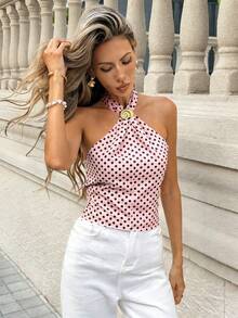 SHEIN PariChic 女士杏棕色波点金属扣背心，春日海岛度假的完美之选！这款奶油白和棕色波点露肩吊带背心，饰有复古金属扣，修身短款剪裁，法式休闲风，是搭配沙滩裙的理想之选。 - 粉色 - 查看 5