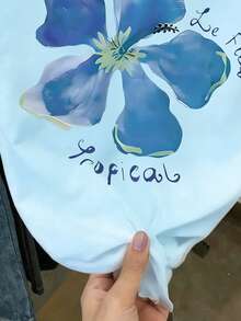 Resyla Women's Summer Vacation Floral Print T-Shirt - Blue - View 3