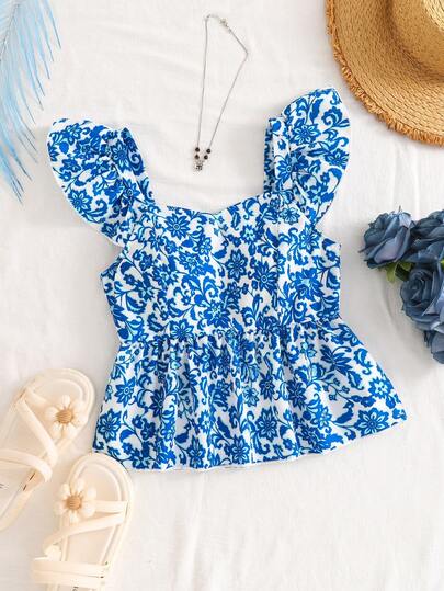 SHEIN 【夏日清新邻家女孩街头风】女童吊带背心，荷叶边袖，柔和乳白色褶皱腰部收紧设计——完美契合喜爱甜美与个性风格的年轻女性，既可作为外套，也可作为内搭，是必备的优雅上衣！