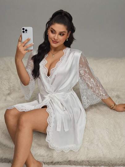 HautHeat Robe élégante de grande taille en couleur unie avec patchwork en dentelle