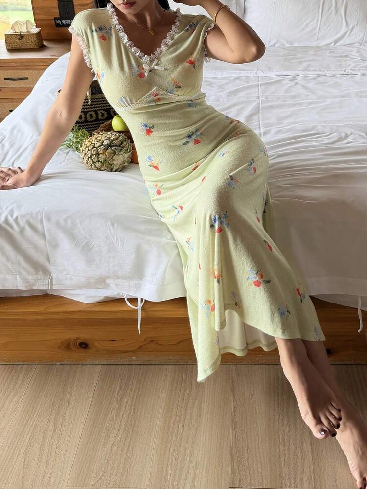 White Ditsy Floral V-Neck Ruffle Trim Waist Dress, Summer Sleepwear For Women