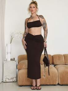 Arliah Sexy zweiteiliges Set mit rückenfreiem einfarbigem Crop Top und Rock - Kaffeebraun - Übersicht 4