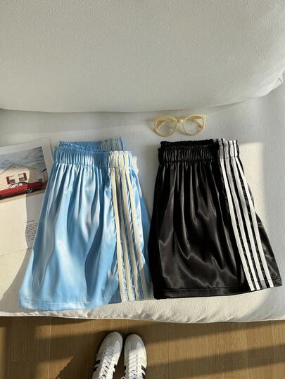Comfortcana Bộ 2 quần short kẻ sọc bằng satin kiểu Mỹ cổ điển, cỡ lớn, phong cách thường ngày.