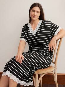 Doze Lane Plus Size Striped Lace Long Nightgown - Black and White - View 1