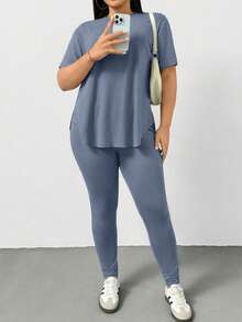 SHEIN Essnce Bộ đồ thể thao nữ cỡ lớn mùa xuân hè, thoải mái, cơ bản, đa năng, tôn dáng, gồm áo thun ngắn tay và quần legging màu đen, set hai mảnh, trang phục đường phố, trang phục sân bay, trang phục mùa hè cho nữ, trang phục đi chơi, phong cách Y2K, phong cách tối giản, trang phục đi nhà thờ cho nữ. - Màu xanh lam - Xem 5