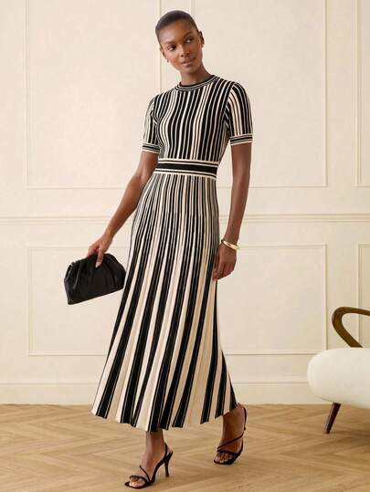 Lilora فستان كاجوال طويل مُحبوك بياقة مستديرة وخطوط