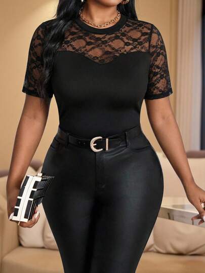 SHEIN Lady CURVE 休闲性感浪漫黑色蕾丝加大码T恤，适合夏季穿着，黑色上衣，音乐节必备