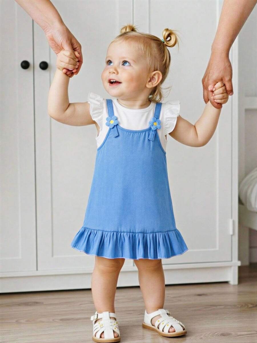 SHEIN Playful Pals Baby Girl Cute Pinafore Dress,Blue And White Stripe Autumn 2 In 1 Dress With Ruffle T-Shirt,3D Floral Fresh Style For Family Matching Outings - Baby Blue - View 1