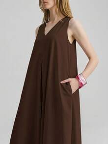 Ontre 女教师套装，独立日，机场时尚，舒适休闲风，V领，无袖，女士长裙，浅粉色，前后不对称设计，喇叭裙，春夏服装，日常穿着，2026新款，舒适休闲连衣裙，休闲装，宽松版型 - 棕色 - 查看 5