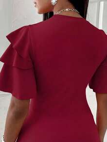 EMERY ROSE Plain Burgundy Knitted Fabric Plus Size T-Shirt Featuring Round Neck And Flattering Layered Half Sleeves - Burgundy - View 2