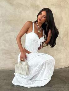 Opulessa Top de tirantes blanco de verano elegante para mujer, de color liso y tejido, para fiesta de té, vacaciones, festival, playa, boda, graduación, lujo y formal - Blanco - Ver 1
