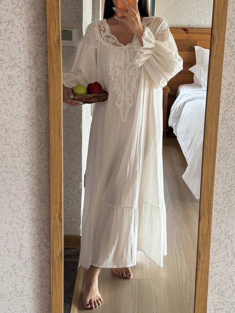Elegant Romantic Lace Patchwork Ruffle Hem Loose Women Nightgown