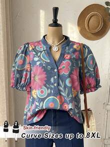SHEIN CURVE+ 大码女式夏季休闲度假乡村宽松印花V领短袖衬衫上衣，适合夏季/花卉、夏季假期、春假、度假装扮、外出装扮、2026新款服装，简约时尚，适合日常穿着，休闲度假波西米亚风上衣，花卉衬衫，女士夏季衬衫，复古女式上衣，适合夏季、度假、通勤、日常穿着 - 彩色 - 查看 1