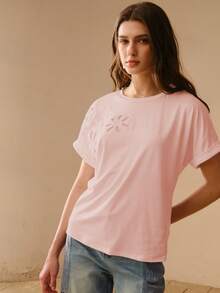 MOTF PREMIUM WOMEN'S FLORAL EMBROIDERED SHORT SLEEVE T-SHIRT - Pink - View 4