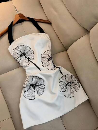 Resyla Women's Elegant Vacation Style Embroidered Floral Pattern Contrast Color Halter Mini Dress, Summer