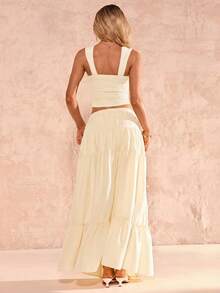 SHEIN Glamour Bộ đồ nữ thanh lịch, gợi cảm gồm áo hai dây màu vàng nhạt và chân váy xếp tầng lãng mạn, thích hợp cho kỳ nghỉ, dạo phố, hẹn hò và du lịch. - Màu be - Xem 5