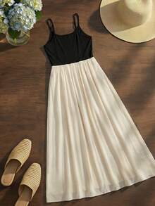 Franclia Robe blanche plissée à taille haute sans manches noire et blanche pour femmes - Blanc - Voir 2