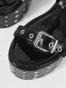 ROMWE Grunge Punk 女士铆钉扣金属丝厚底凉鞋。 - 黑色 - 查看 4