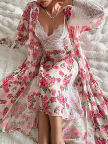 CottageSlumber Conjunto de 2 peças com Camisola e Roupão de Renda Sexy, Recortes em Tule Transparente e Estampa Floral para Mulheres - Multicolorido - Visão 6