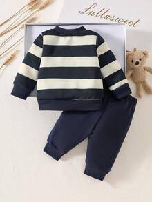 SHEIN Bộ đồ cho bé gái sơ sinh mùa thu gồm áo dài tay màu trắng thêu họa tiết và quần hồng, kiểu dáng giản dị, thời trang và dễ phối đồ. - Màu xanh hải quân - Xem 3