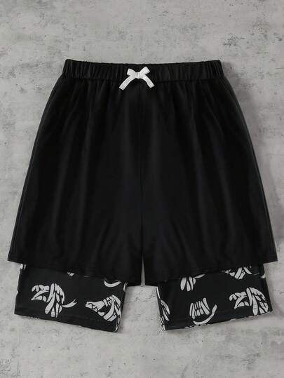 1条青少年男童抽绳腰印花短裤，二合一设计，适合春夏季节、上学、运动、户外活动、返校季穿着。