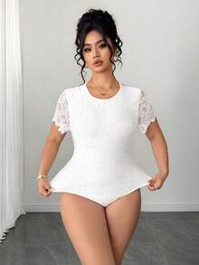 SHEIN Clasi Plus Size Round Neck Lace Back Decor Open Back Tie Rib Patchwork Bodysuit Wedding Night Party All White Summer Sexy 70's - White - View 6