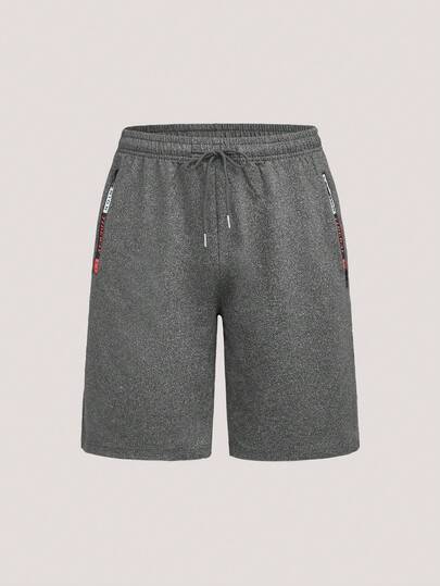 Driftmere Quần short thể thao màu xám đơn giản nhưng tinh tế dành cho nam, mang đến nguồn năng lượng dồi dào cho mỗi buổi tập. Dù là chạy bộ buổi sáng, tập gym hay mặc thường ngày, chiếc quần short này sẽ là người bạn đồng hành tốt nhất của bạn. Tự tin sải bước và tận hưởng sự thoải mái tuyệt đối trong từng động tác.