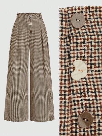 Sweetra Quần nữ cỡ lớn kẻ caro phong cách retro đi nghỉ mát, đa năng, lãng mạn, dễ thương, cài cúc bất đối xứng, ống rộng xếp ly, eo chun, dáng rộng thoải mái, phù hợp cho đi làm, tiệc tùng, đi chơi, tụ họp bạn bè, trường học, các dịp khác nhau, thường ngày, công sở, đi chơi, học đường, tiệc tùng, bãi biển, sinh nhật, tựu trường và các dịp khác, mùa hè, mùa xuân, trang phục nữ cho mọi mùa.