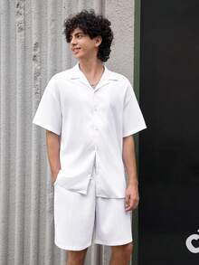 Open Phase 2 pezzi Set estivo da uomo, camicia in lino cubano leggera e traspirante con pantaloncini con coulisse, stile casual da gentiluomo vintage, adatto per spiaggia, matrimonio, festa, vacanza, regalo per la festa del papà per marito, papà, fidanzato, comodo e versatile, stile americano vintage, unisex, vestibilità rilassata per l'estate, adatto per uso quotidiano e outfit estivi. - Bianco - Visualizzare 3