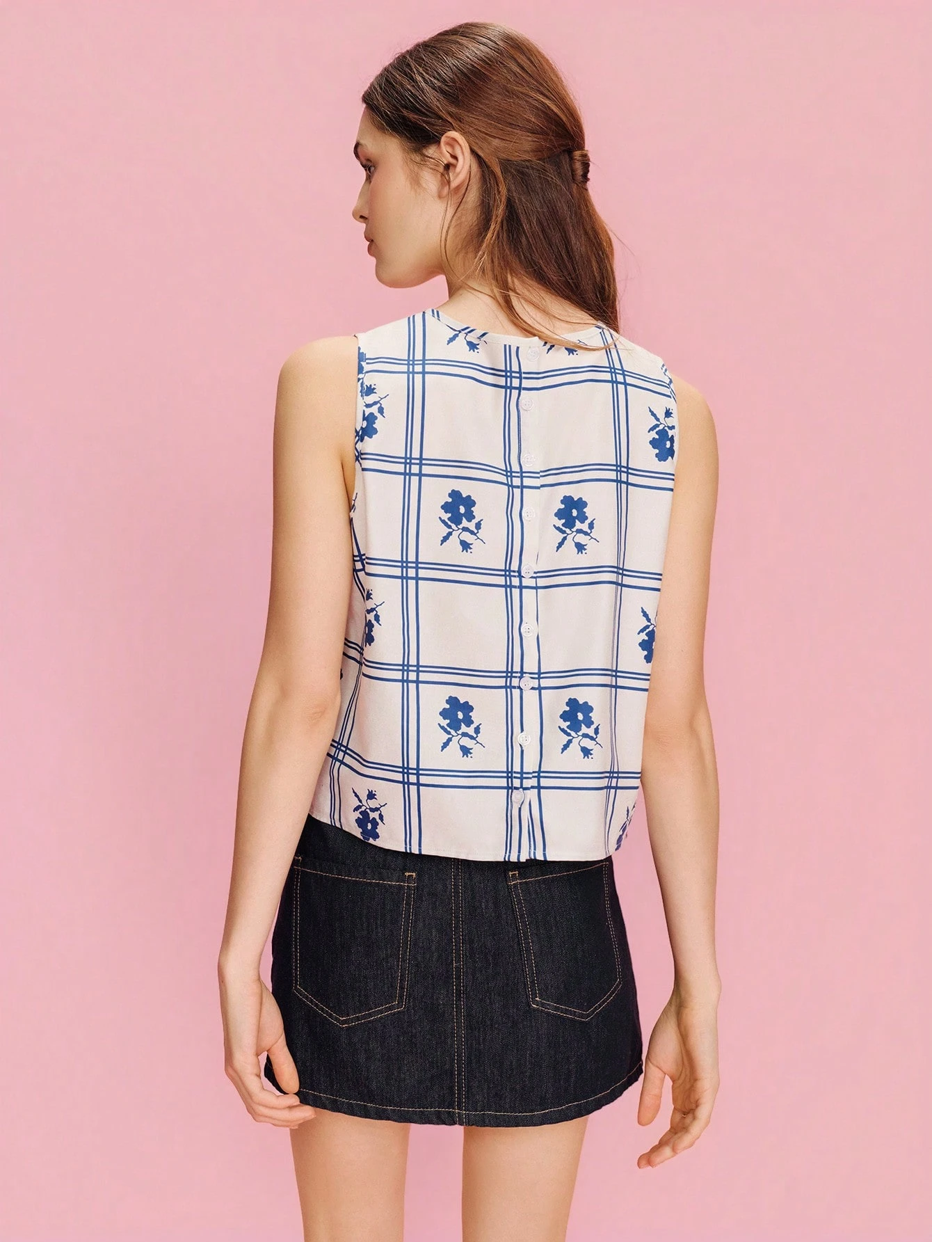 White And Blue Loose Sleeveless Summer Top With Blue Floral Check Print And Button Back Detail Zoo Outfits Women Checkered Top Holiday Top French Style Top Cute Summer Top