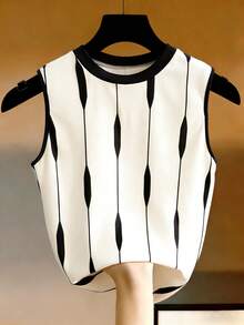 GlowEve CURVE Women's Elegant French Smart Casual Black And White Geometric Print Round Neck Sleeveless Tank Top,Knitted Fitted Office Summer Holiday Beach Outfit - Black and White - View 1