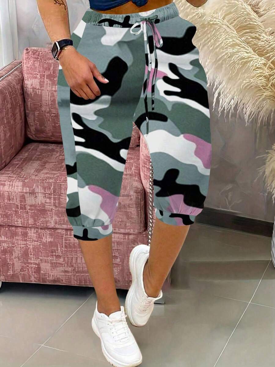 SHEIN LUNE Plus Size Women Camo Print Drawstring Waist 7/10 Pants - Multicolor - View 1