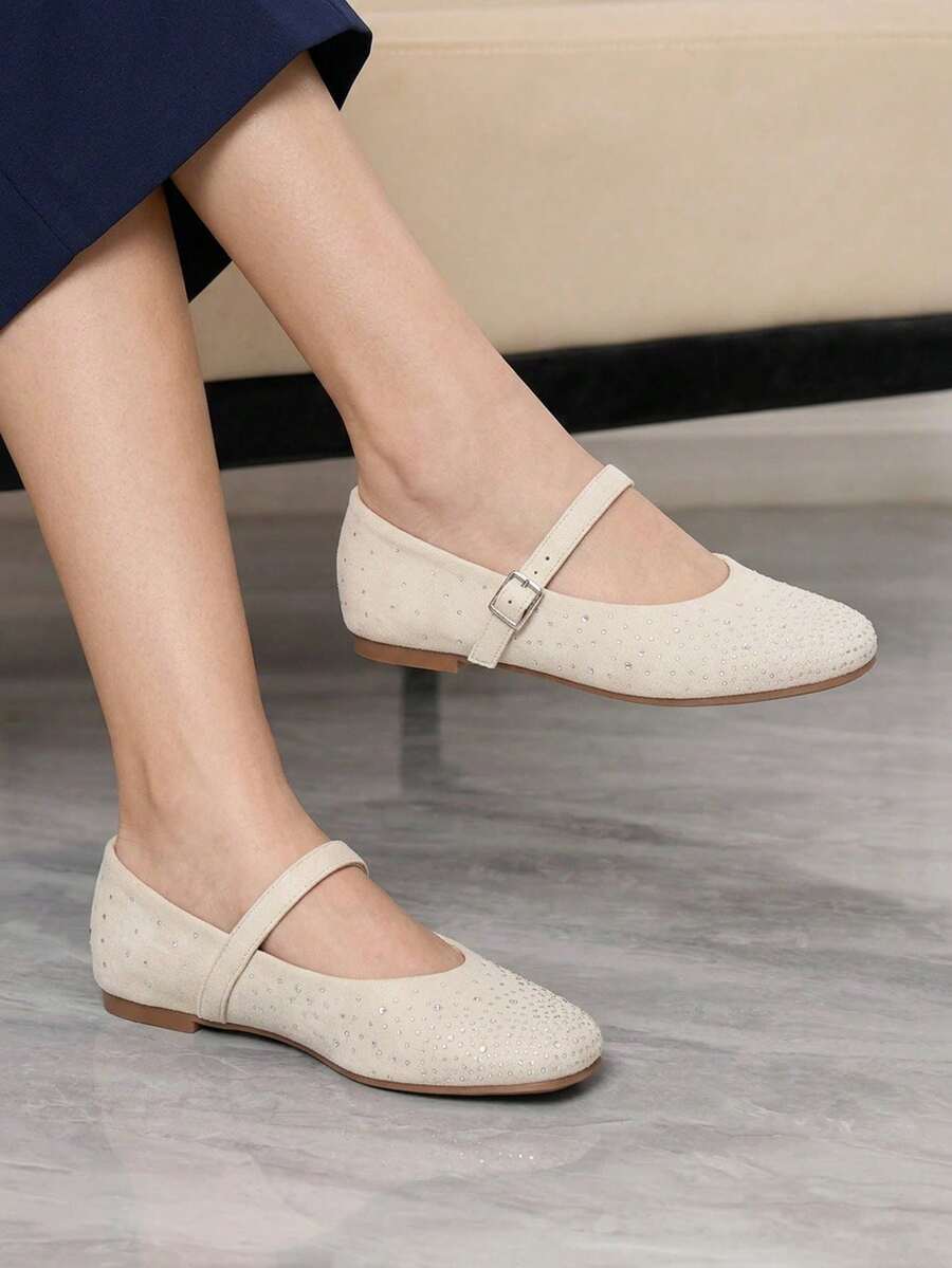 Sleekvia Women's Wanita Vintage Beludru Perancis Temperam Lembut Elegan Berlian Air Sepatu Mary Jane Wanita Satu Kata Button Sepatu Sole Flat - Off-white - View 1