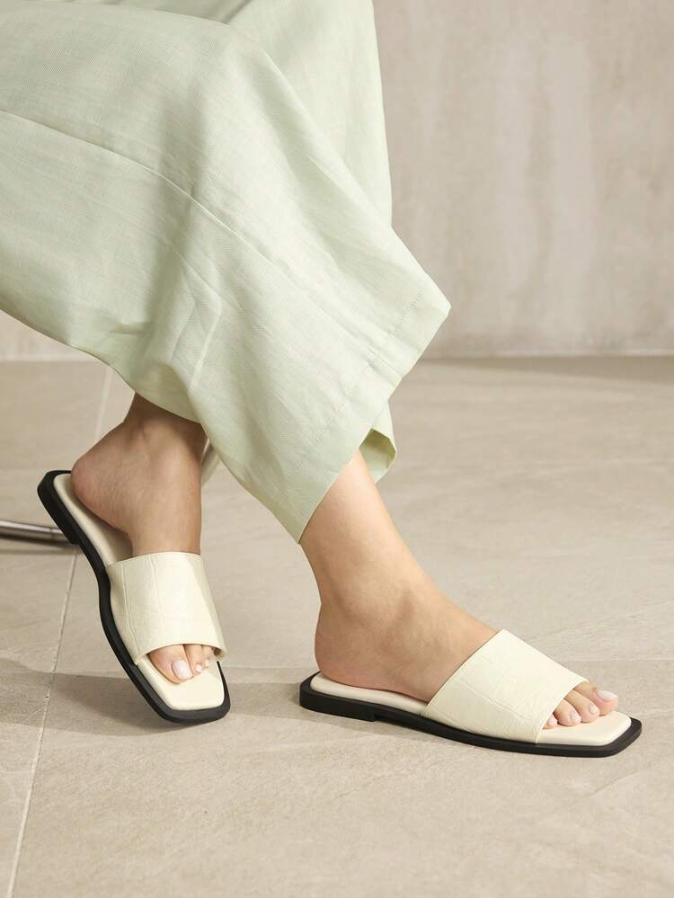 WOMEN SHOES SUMMER EXPLOSION RETRO FASHION WHITE PU LEATHER STONE PATTERN SEXY SQUARE TOE OPEN TOE FLAT BOTTOM SLIPPERS SIMPLE ATMOSPHERE VERSATILE CASUAL COMFORTABLE LIGHTWEIGHT HIGH SENSE BEACH SANDALS SPRING SHOES SUMMER SHOES