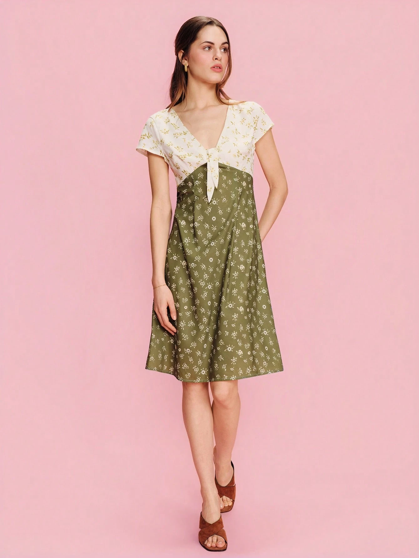 Green And White Mixed Floral-Print Midi Dress With A Front Tie Detail And A V-Neckline Chic Style Spring Summer French Style Parisian Style Picnic Dress Going Out Office Outfit Wedding Guest Dress