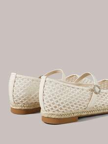 Styleloop Giày nữ phối lưới ren, đính đá, khóa tròn, kiểu thắt lưng, mũi tròn, đế bằng, phong cách Pháp thanh lịch, dịu dàng, đế rơm, màu mơ. Thích hợp cho du lịch nghỉ dưỡng và hẹn hò. - Màu be - Xem 5