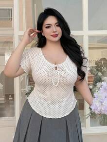 Dazy Plus Ditsy Ditsy Floral Tie Front Scoop Neck Short Sleeve Cropped Summer T-Shirt - White - View 4