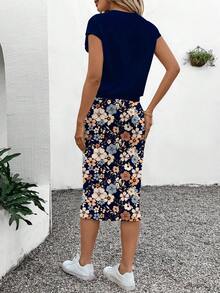 SHEIN LUNE 夏季休闲纯色蝙蝠袖上衣搭配印花半裙套装，女士春季穿搭，女士印花半裙套装 - 彩色 - 查看 2