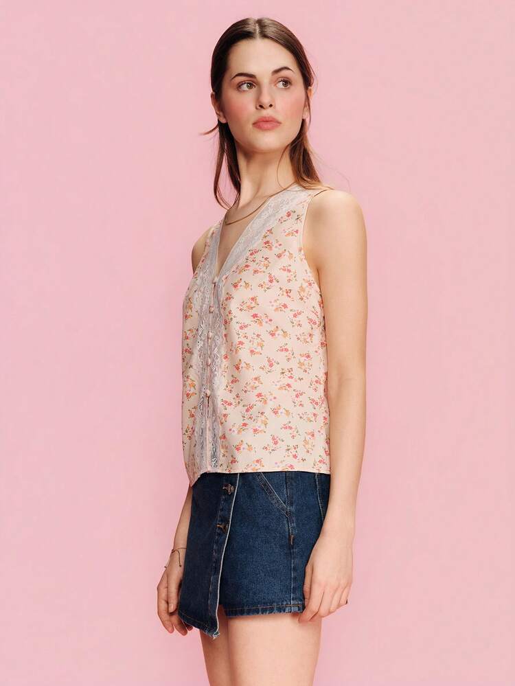 Ecru Floral-Print Top With White Lace Detailing Cute Chic Style French Style Parisian Style
