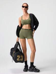 Loungeista 女士绿色无钢圈无缝运动文胸和内裤套装 - 彩色 - 查看 7