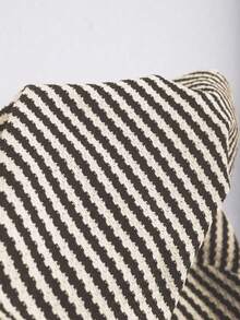 SHEIN Franclia 大码女式法式休闲优雅V领短袖T恤 - 灰色 - 查看 7