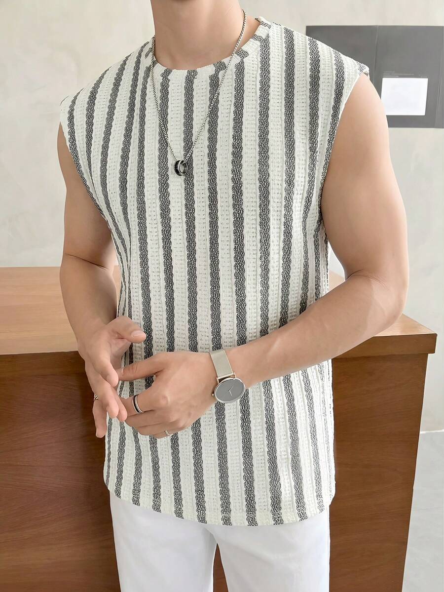 Manfinity Unisex Men's Striped Crew Neck Casual Versatile Daily Wear Top - Black and White - View 1