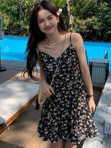 K-Vae V-Neck Ditsy Floral Slip Dress, Waist Cinched, Slimming, Summer,Summer Dresses For Women - Black - View 3