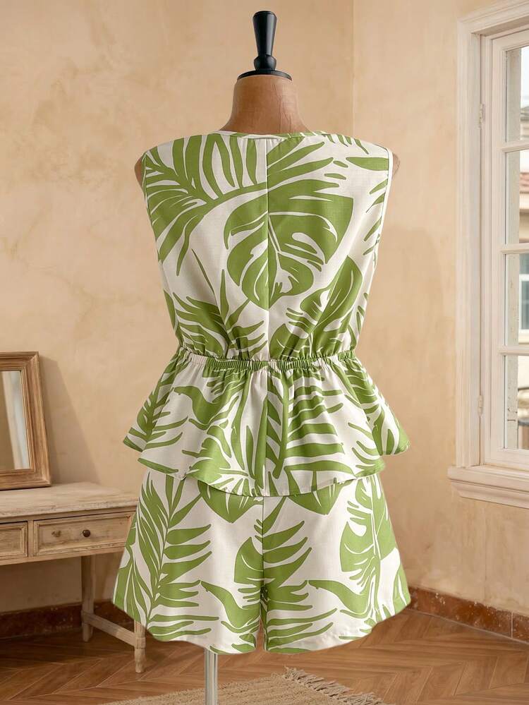 Plus Size Women Tropical Plant Print Sleeveless Button-Up Shirt And Shorts 2 Pieces Set